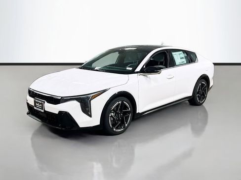 New 2025 Kia K4 GT-Line w/ GT-Line Premium Package image 3