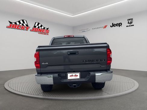 Used 2019 Toyota Tundra SR5 w/ SR5 Upgrade Package AWD/4WD image 7