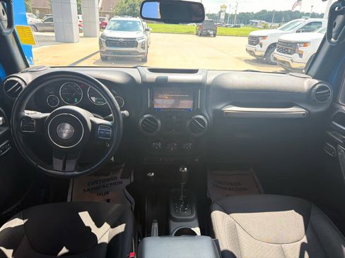 Used 2015 Jeep Wrangler Unlimited Sport w/ Quick Order Package 24S AWD/4WD image 25