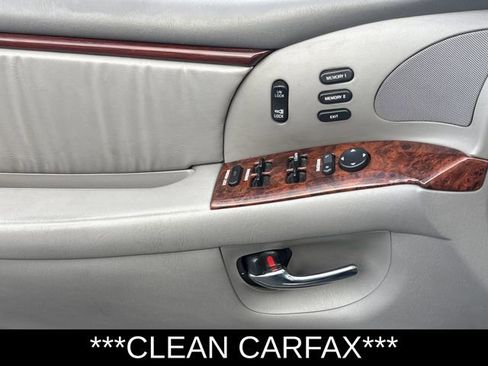 Used 1998 Buick Park Avenue Ultra image 9