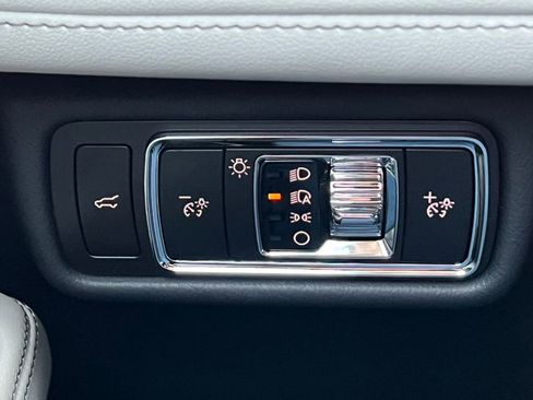 New 2026 Lincoln Aviator AWD image 18