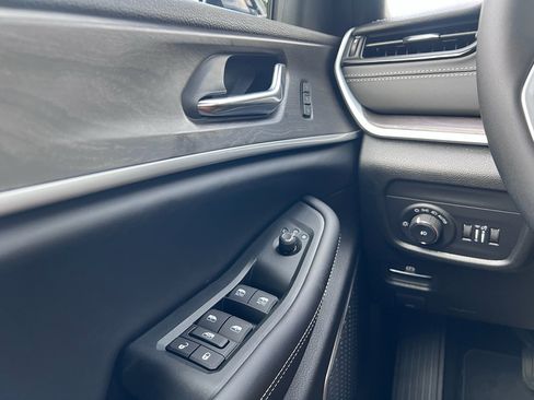 New 2026 Jeep Grand Cherokee Limited w/ Limited Altitude Package RWD image 21