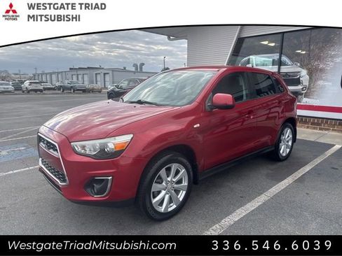Used 2015 Mitsubishi Outlander Sport ES image 3