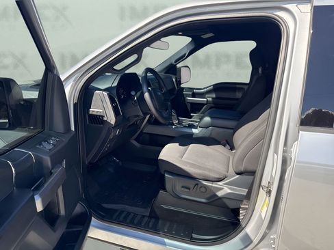 Used 2020 Ford F150 XLT w/ Equipment Group 302A Luxury AWD/4WD image 9