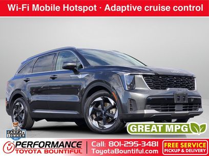 Used 2025 Kia Sorento EX