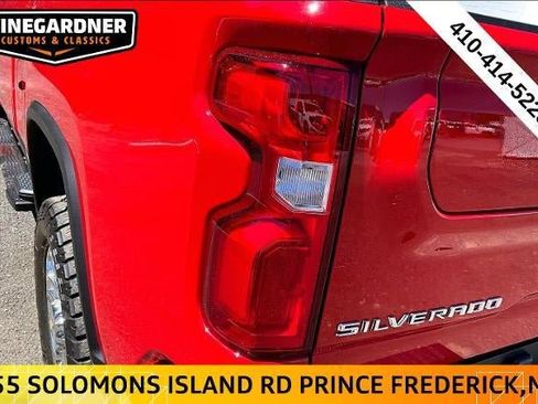 Used 2024 Chevrolet Silverado 3500 LTZ w/ LTZ Premium Package AWD/4WD image 24