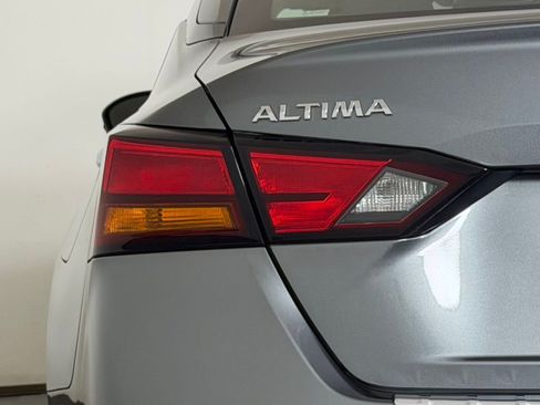 Used 2021 Nissan Altima 2.5 SL FWD image 29