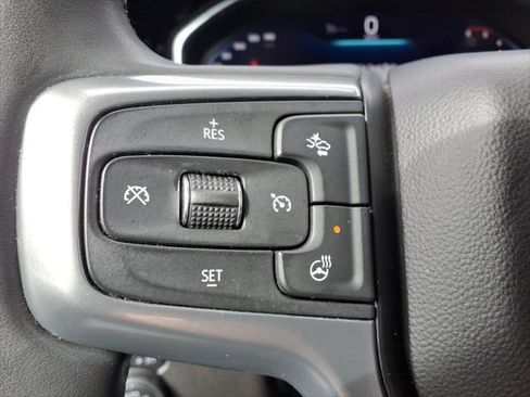 Used 2025 Chevrolet Silverado 2500 LT w/ Convenience Package AWD/4WD image 16