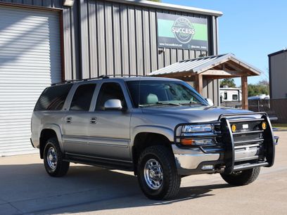 Used 2001 Chevrolet Suburban 2500 LT w/ LT Preferred Equipment Group