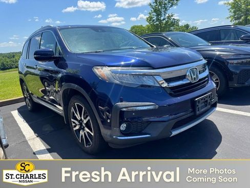 Used 2019 Honda Pilot Touring image 1