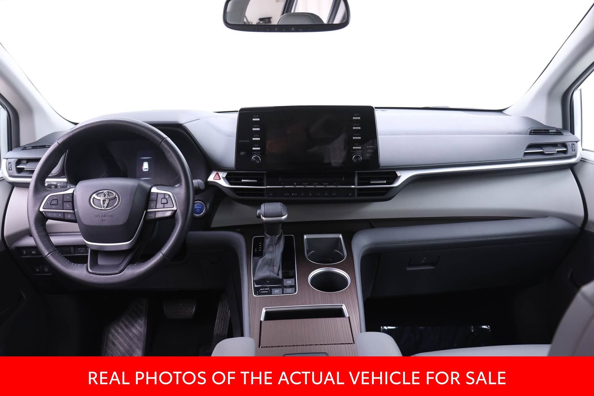 Used 2022 Toyota Sienna XLE FWD image 5