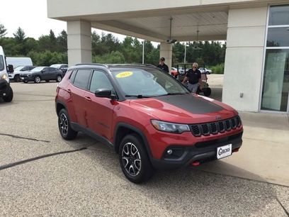 Used 2025 Jeep Compass Trailhawk