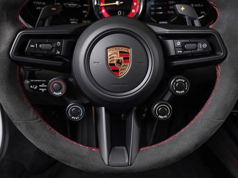 Used 2025 Porsche 911 GT3 RS RWD image 35