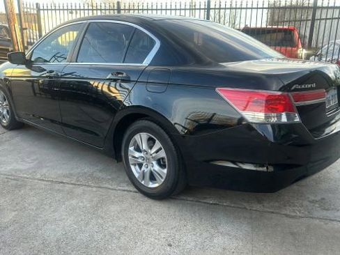 Used 2012 Honda Accord SE image 2