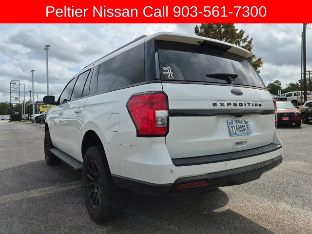 Used 2024 Ford Expedition Max XLT AWD/4WD image 3