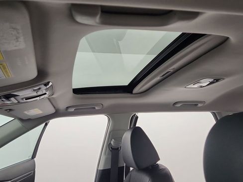 Used 2023 Kia Seltos EX image 16