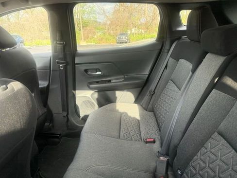 Used 2026 Nissan Kicks SV image 8