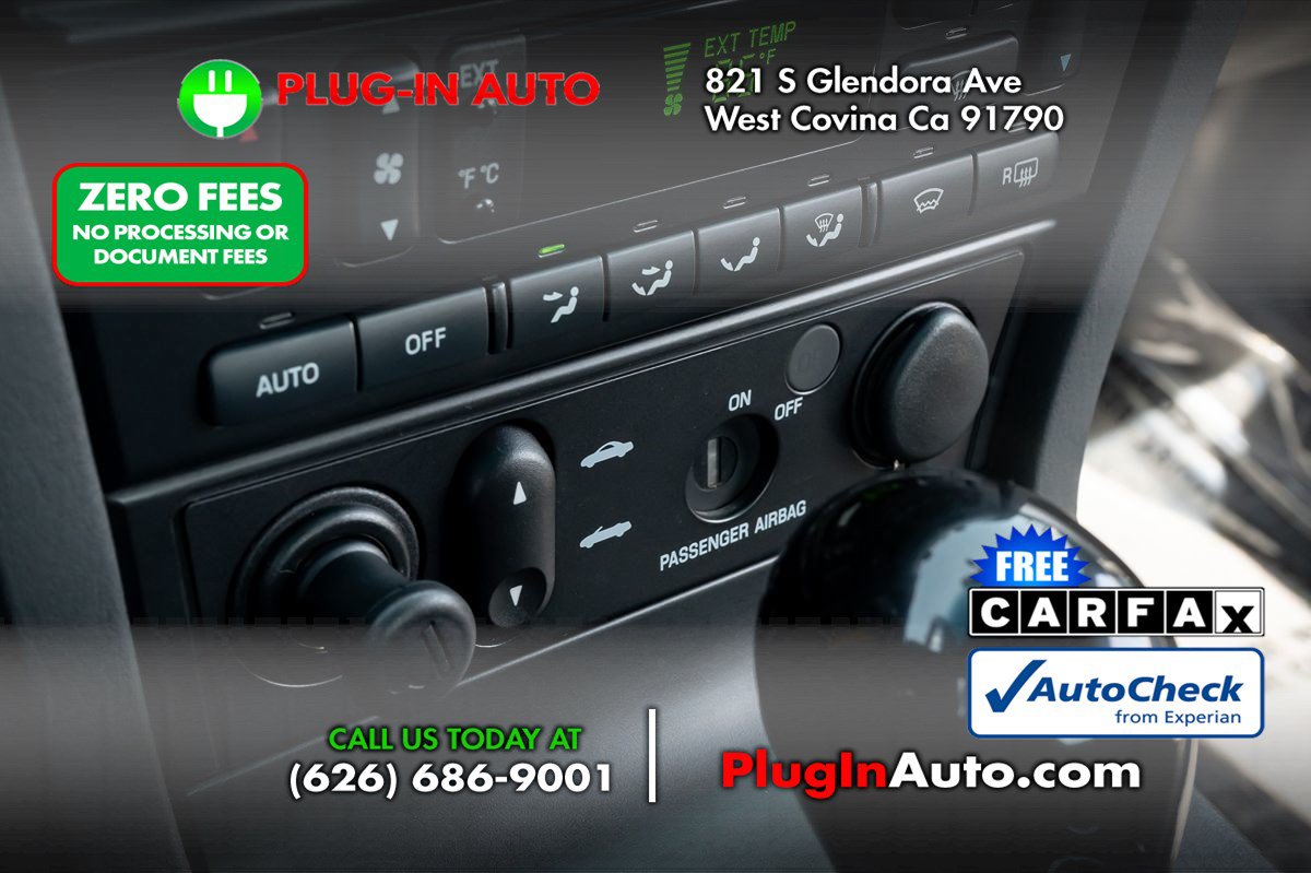 Used 2002 Ford Thunderbird RWD image 19