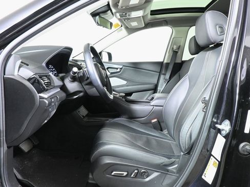 Used 2024 Acura RDX w/ Technology Package AWD/4WD image 3