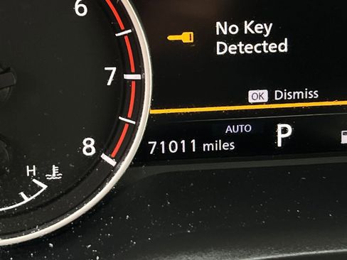 Used 2023 Nissan Rogue S AWD/4WD image 40