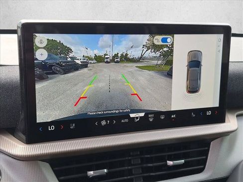 New 2026 Ford Explorer Active w/ Active Comfort Package RWD image 13