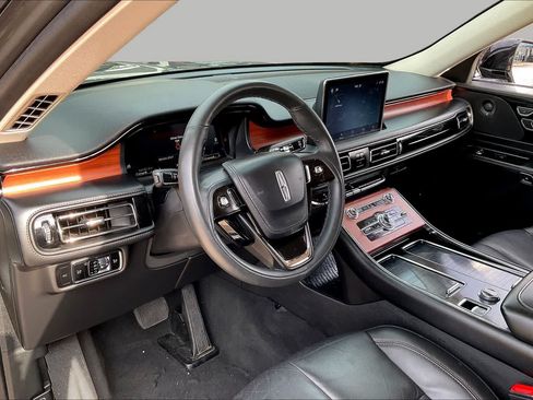 Used 2024 Lincoln Aviator Reserve AWD/4WD image 35