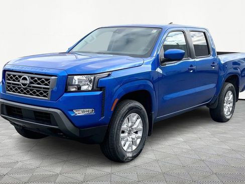 Used 2024 Nissan Frontier SV w/ SV Convenience Package image 3