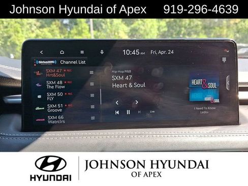 Used 2023 Genesis G70 2.0T AWD/4WD image 16