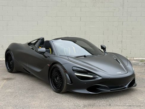 Used 2022 McLaren 720S Performance RWD image 21