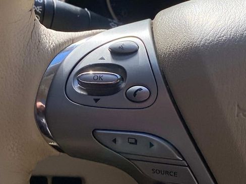 Used 2018 Nissan Murano SL w/ Moonroof Package image 19