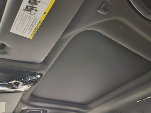 Used 2024 BMW 530i image 26