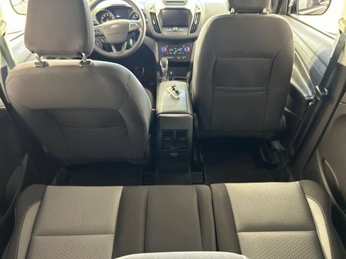 Used 2018 Ford Escape SE w/ SE Sync 3 Package AWD/4WD image 22