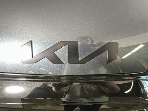 Used 2025 Kia Sportage X-Line AWD/4WD image 9