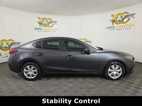 Used 2016 MAZDA MAZDA3 i Sport image 10