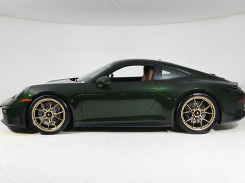 Used 2025 Porsche 911 GT3 image 2