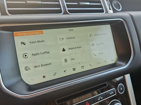 Used 2017 Land Rover Range Rover HSE image 39