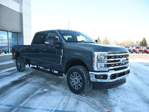 New 2026 Ford F250 Lariat w/ Lariat Premium Package image 9