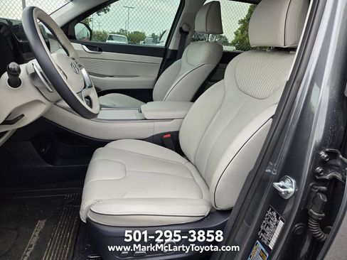 Used 2025 Hyundai Palisade Calligraphy FWD image 7