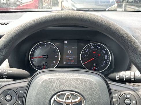 Used 2022 Toyota RAV4 XLE FWD image 24