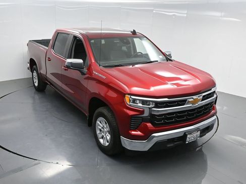 Used 2024 Chevrolet Silverado 1500 LT image 41