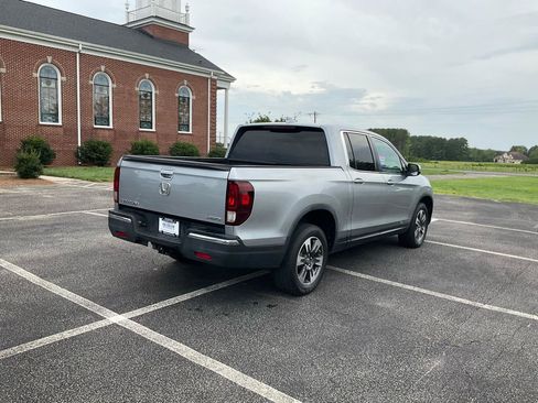 Used 2017 Honda Ridgeline RTL image 6