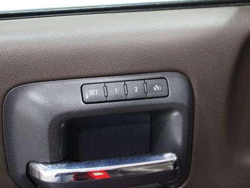 Used 2018 GMC Sierra 1500 SLT image 8