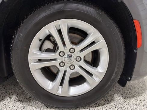 Used 2021 Dodge Charger SXT w/ Leather Interior Group image 31