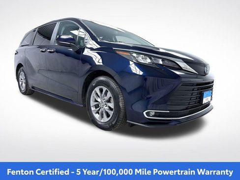 Used 2024 Toyota Sienna XLE w/ XLE Plus Package AWD/4WD image 1