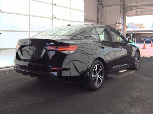 Used 2020 Nissan Sentra SV image 4