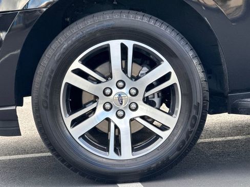 Used 2024 Ford Expedition Max Limited AWD/4WD image 15