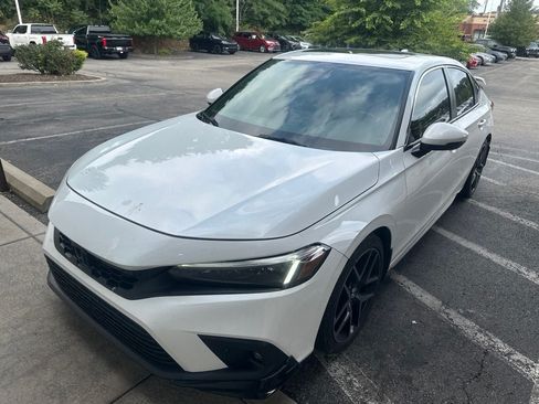 Used 2022 Honda Civic Sport Touring image 8