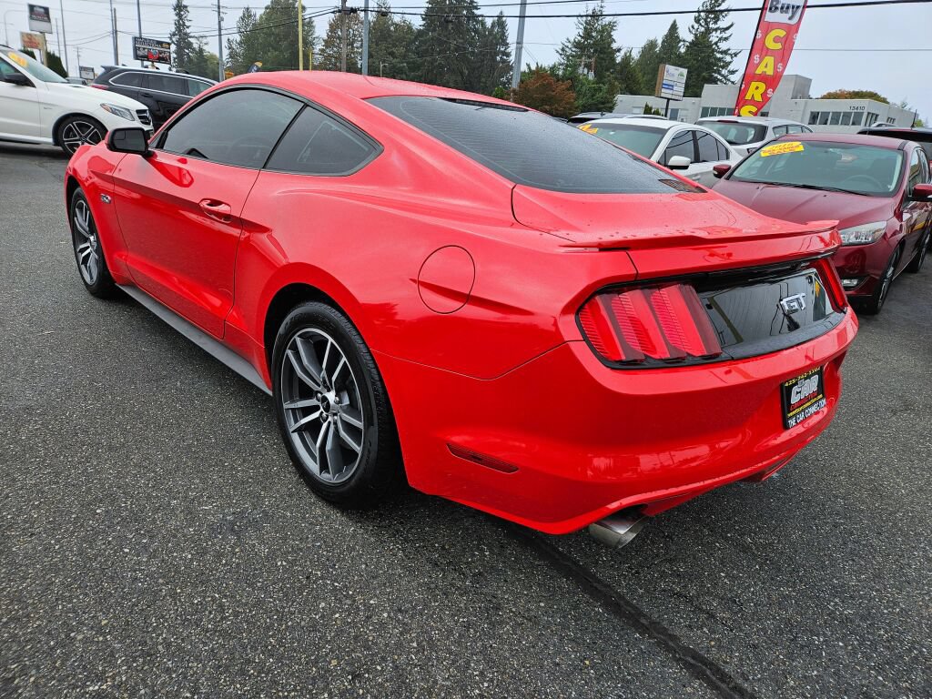 Used 2015 Ford Mustang GT RWD image 6