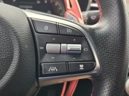 Used 2023 Genesis G70 2.0T w/ Sport Prestige Package RWD image 23