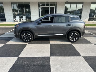 Used 2025 Nissan Kicks SV